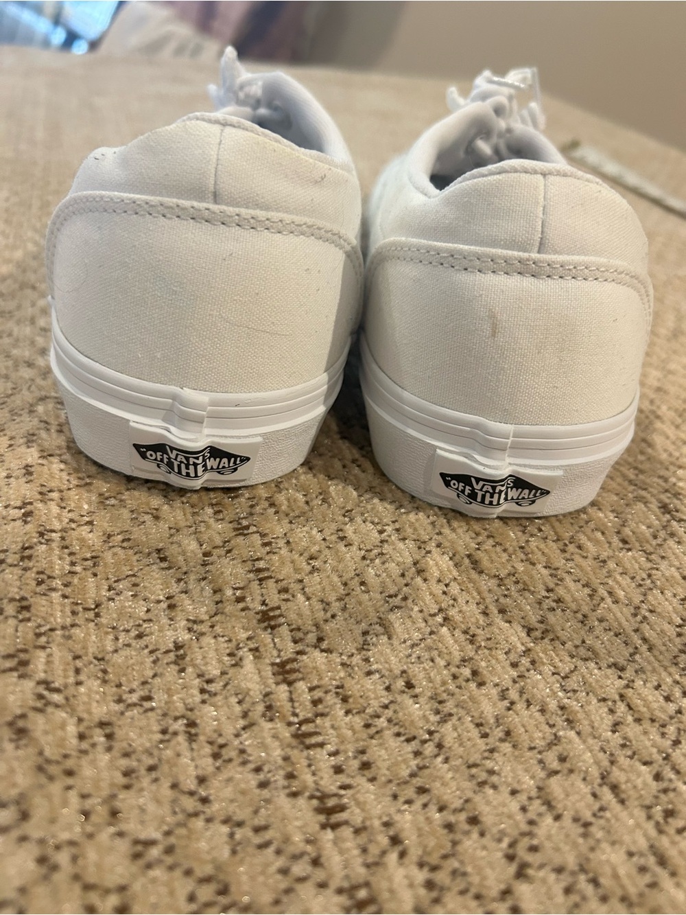 Vans White Low-Top Canvas Sneakers - Picture 5 of 8